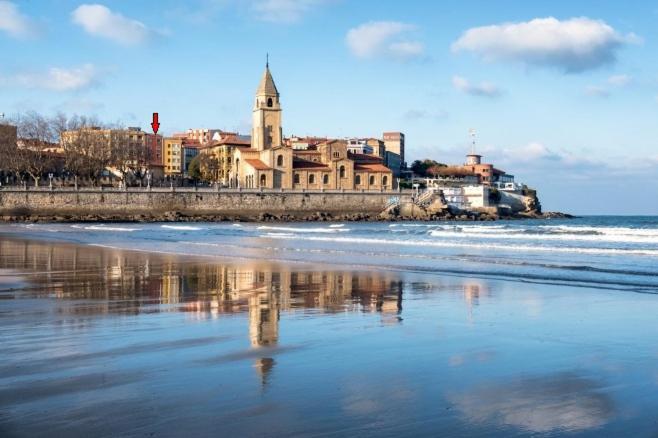 Atico En Cimadevilla Mirando Al Mar Gijón Eksteriør billede