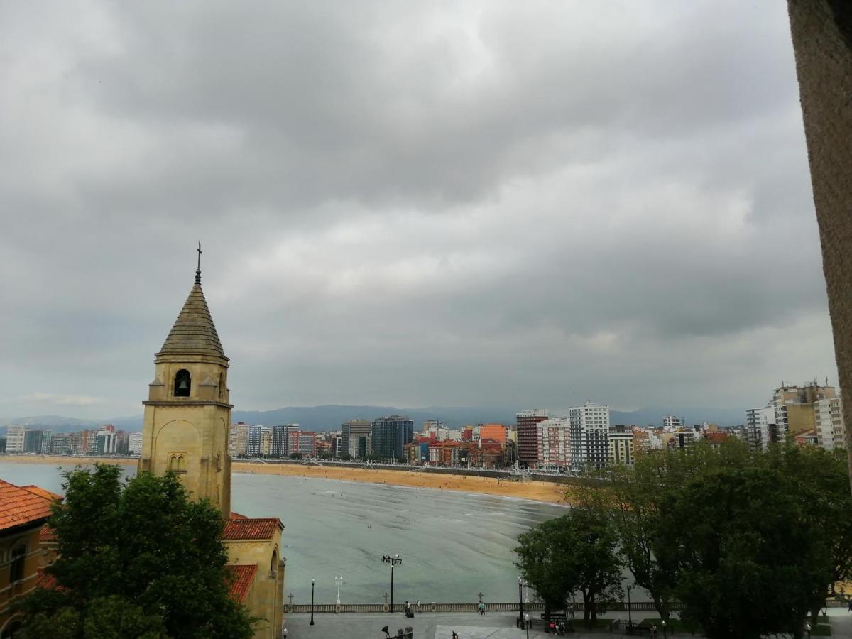 Atico En Cimadevilla Mirando Al Mar Gijón Eksteriør billede